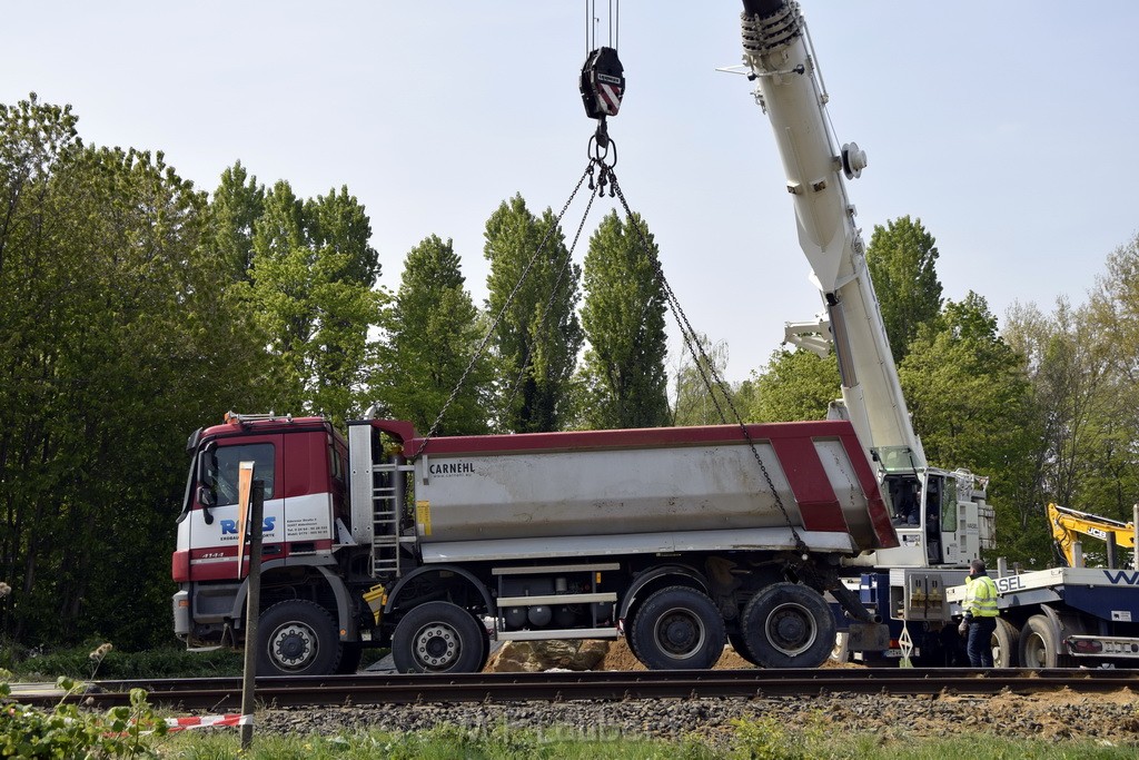 Schwerer VU LKW Zug Bergheim Kenten Koelnerstr P518.JPG - Miklos Laubert